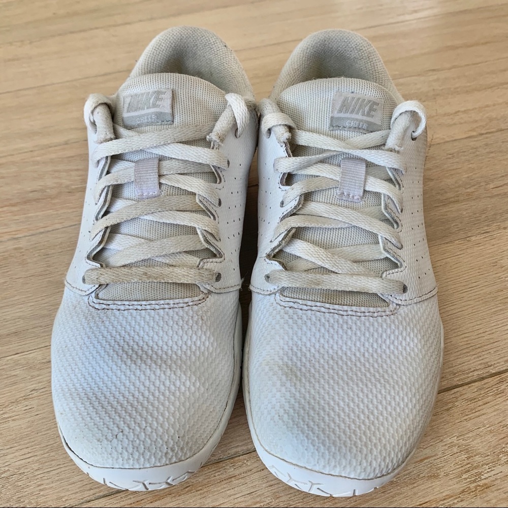 Girls Nike Cheer Shoes